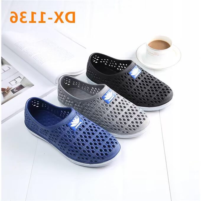Giày lỗ nam mùa hè dép nhựa mới cho nam bình thường nhựa không thấm nước rỗng lưới bánh mì đầu giày bãi biển - Giày thể thao / sandles dép quai hậu nữ đế bằng