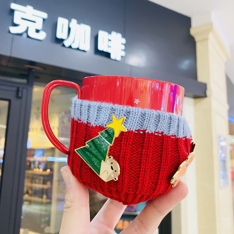 2020 Starbucks Cup Christmas New Product Red Sweater Badge Style Stainless Steel Classic Coffee Desktop Water Cup