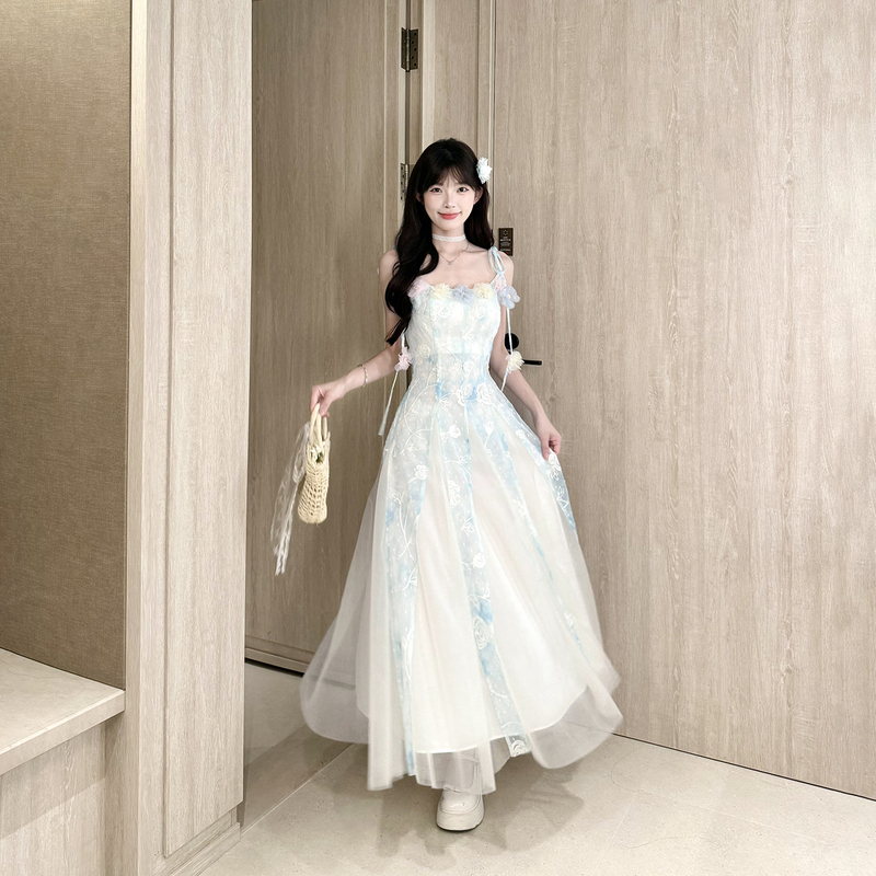 Platycodon House Sea Salt Mansha Three-Dimensional Floral Tie Strap Dress Blue and White Mesh Waist-Cinching Long Dress