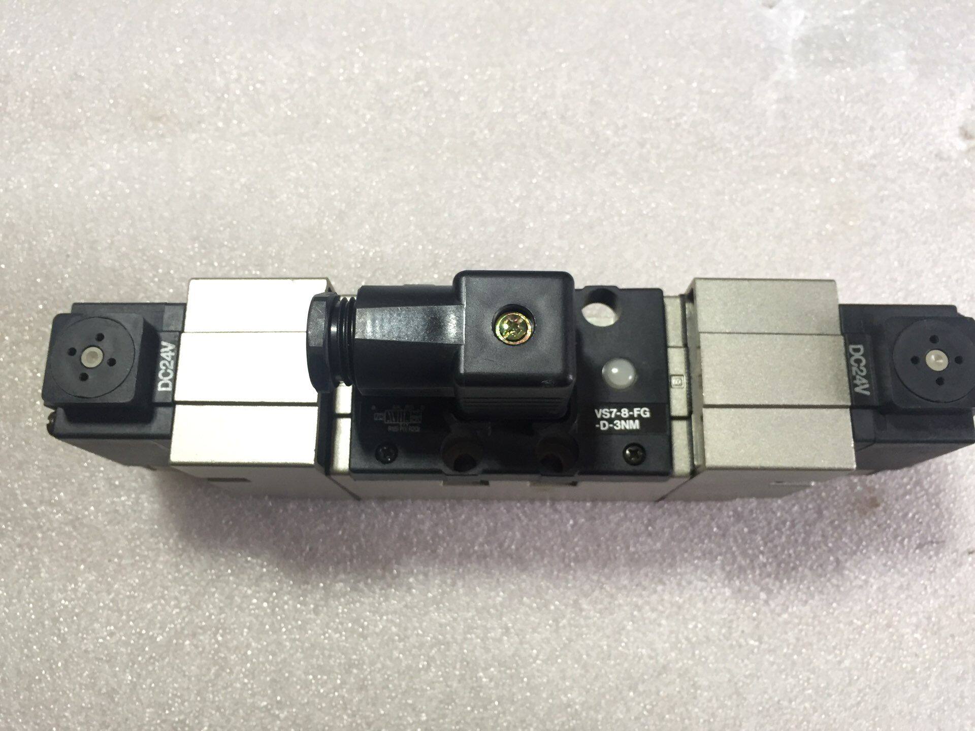 VS7-8-FG-D-3NM Japanese SMC solenoid valve original plant completely new