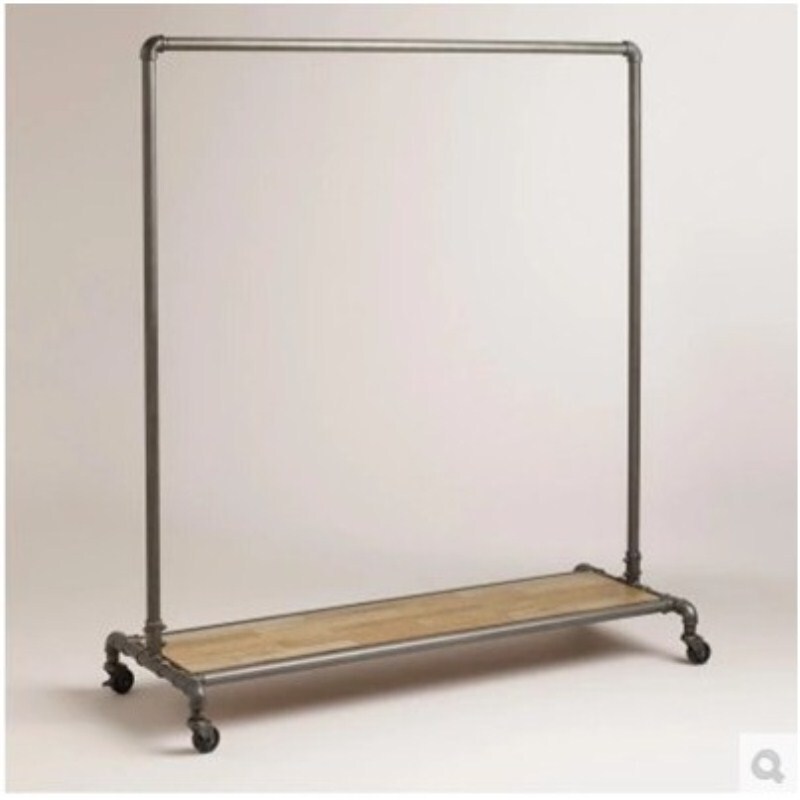 American-Style Wrought Iron and Solid Wood Vintage Clothing Store Display Pipe Rack Floor-Standing Coat Rack with Wheels American-Style Wrought Iron and Solid Wood Vintage Clothing Store Display Pipe Rack Floor-Standing Coat Rack with Wheels