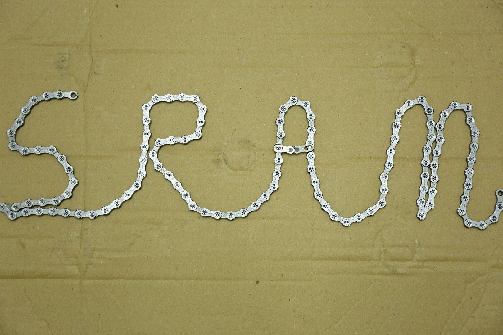 SRAM PC1110 11Speed 11Speed Chain 114 with Magic Clasp