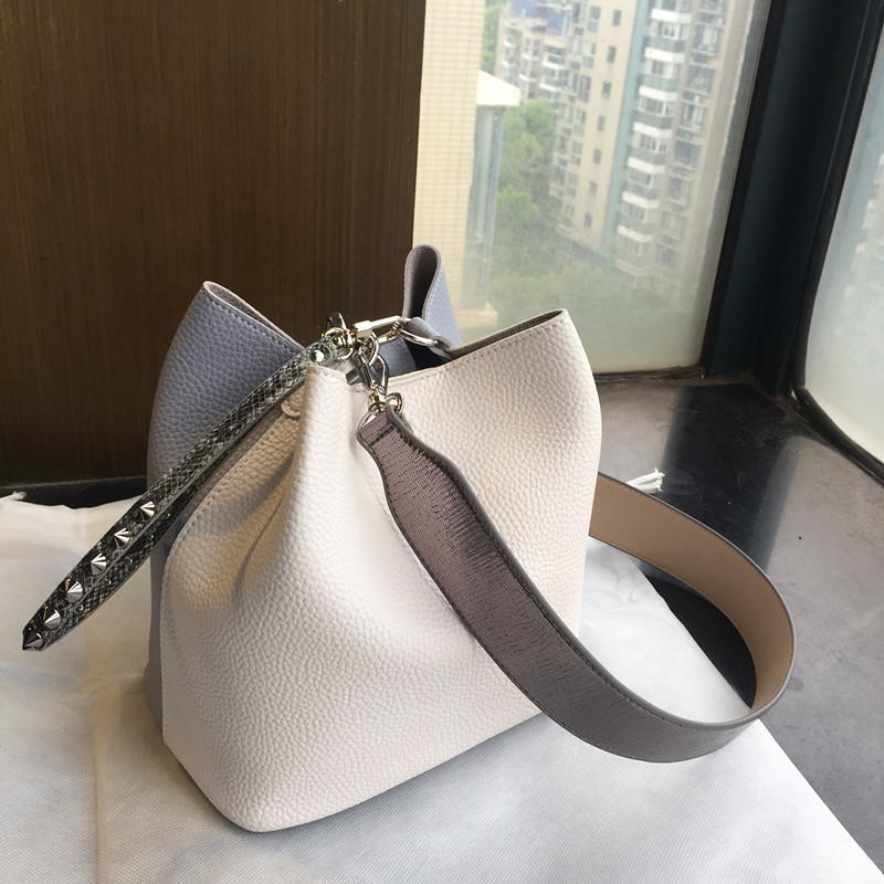 Korean Findkapoor Bucket Bag Multi-Color Wide Shoulder Strap Handbag Single Shoulder Crossbody Bag ins Super Popular Shoulder Bag Korean Findkapoor Bucket Bag Multi-Color Wide Shoulder Strap Handbag Single Shoulder Crossbody Bag ins Super Popular Shoulder Bag