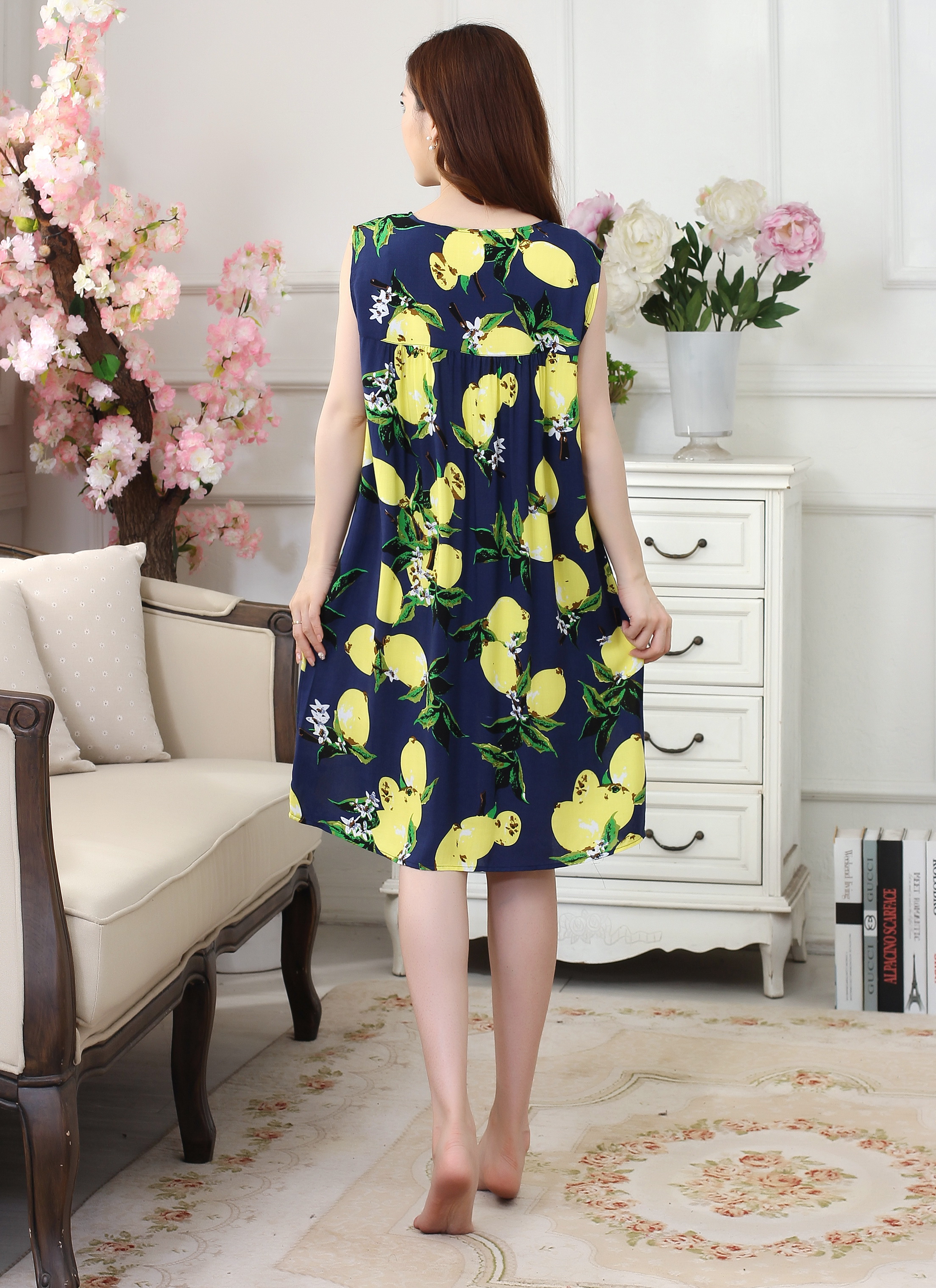 Nightdress nữ mùa hè bông lụa đồ ngủ mẹ bông lụa nightdress nhà dịch vụ trung và cũ tuổi xl nhân tạo bông thai sản váy