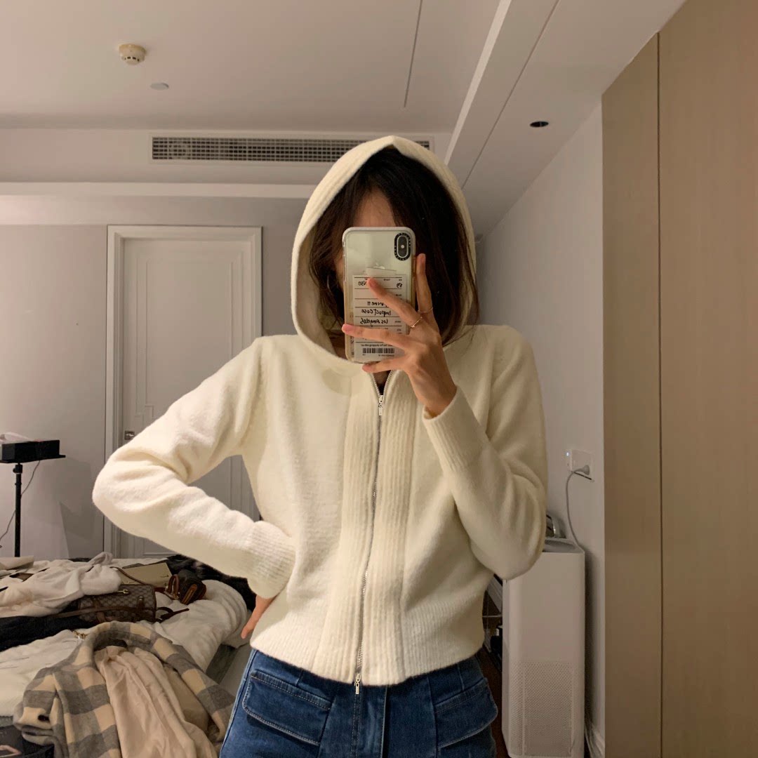 (Hu Chuliang milk cake) hooded zipper knit cardigan 2021 autumn winter sweater women's new white tops for women