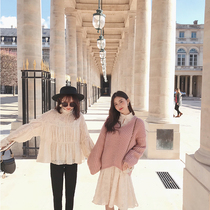 The Golden Mushroom mushroom comes with the exquisite little sisters fairy fairy inner dress