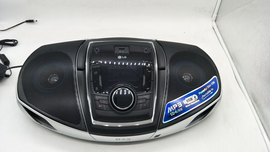 New Outlet Portable CD Intercalation Machine Cd Face Charter FM AUX Enter Fetal Teaching Machine English CD Machine