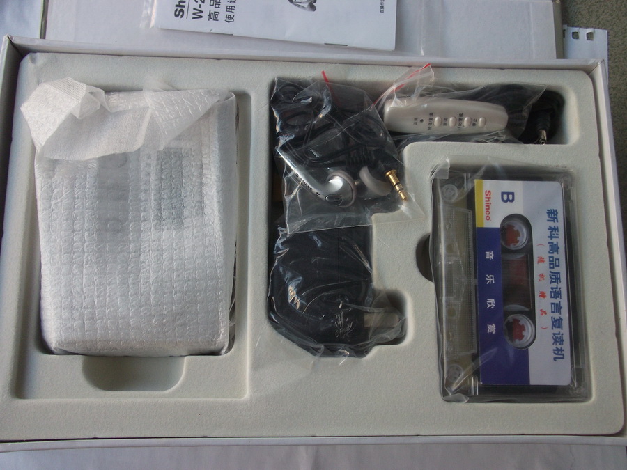 máy nghe nhạc cầm tay Ưu đãi đặc biệt repeater tiếng Anh repeater băng Walkman băng ổ đĩa điều khiển từ xa repeater máy nghe nhạc bluetooth mini