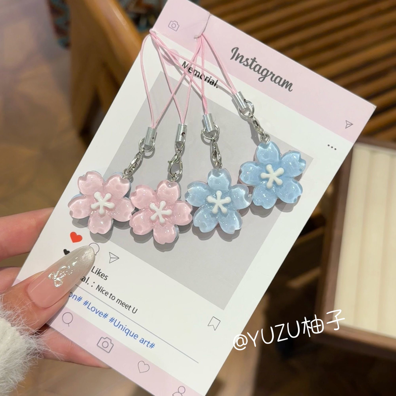 Romantic Jelly Cherry Blossom Phone Chain, Cute and Girly, Gentle and Translucent Flower Pendant, Couple and Best Friend Backpack Accessory Romantic Jelly Cherry Blossom Phone Chain, Cute and Girly, Gentle and Translucent Flower Pendant, Couple and Best Friend Backpack Accessory