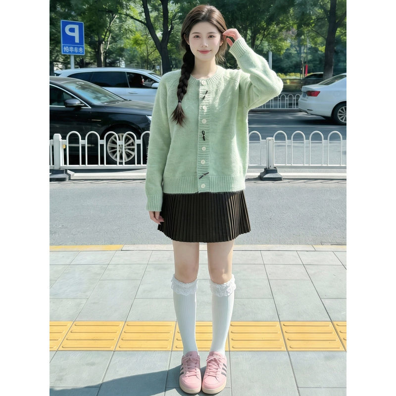 Light Green Round Neck Sweater Jacket for Women, Autumn and Winter 2026 New Style, Loose and Lazy Soft Knit Cardigan Outerwear Light Green Round Neck Sweater Jacket for Women, Autumn and Winter 2026 New Style, Loose and Lazy Soft Knit Cardigan Outerwear