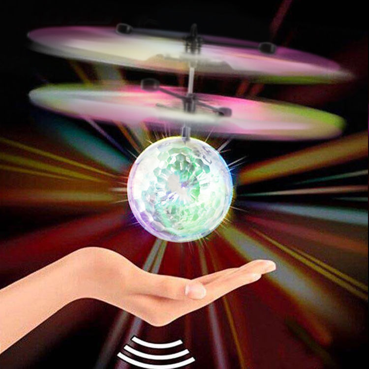 Creative toys in the world's least fun 11 - year - old induction drone boy toy plane resistant to fall