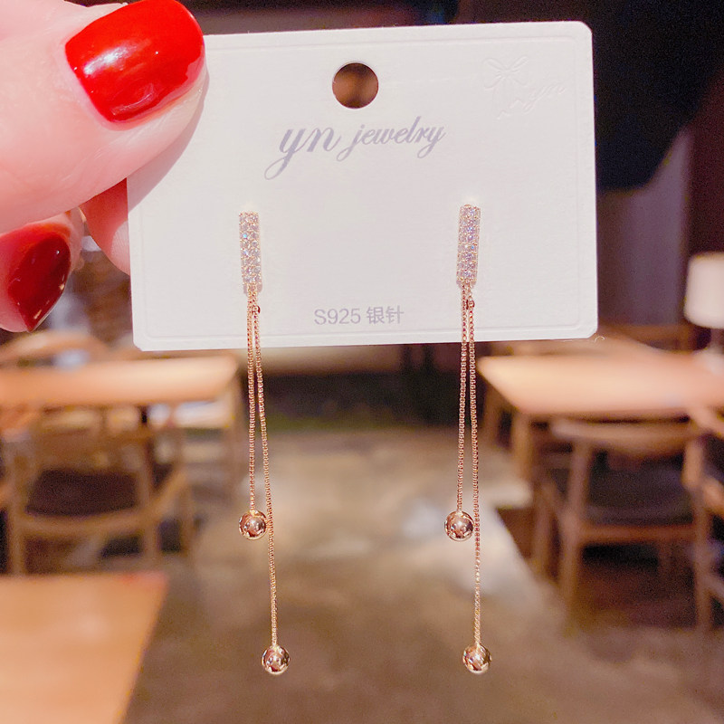 2022 new design sense light luxury tassel earrings long version personality temperament net red S925 silver needle earrings for women