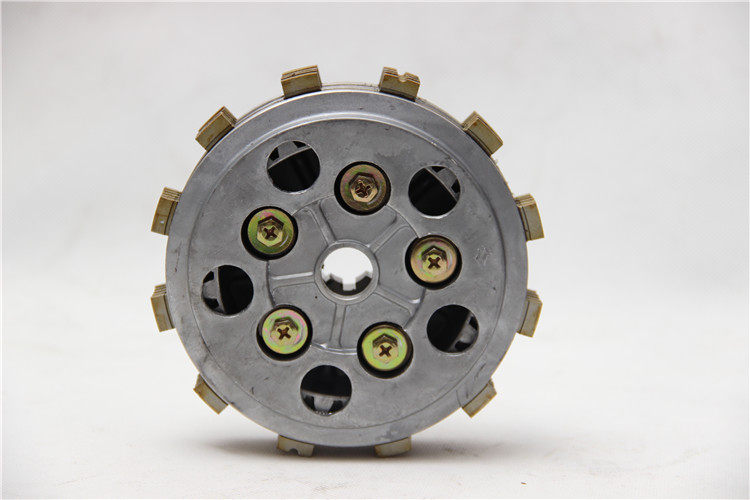 Suitable for Suzuki King GS125 clutch assembly Diamond Leopard HJ125K clutch small ancient friction plate iron plate assembly