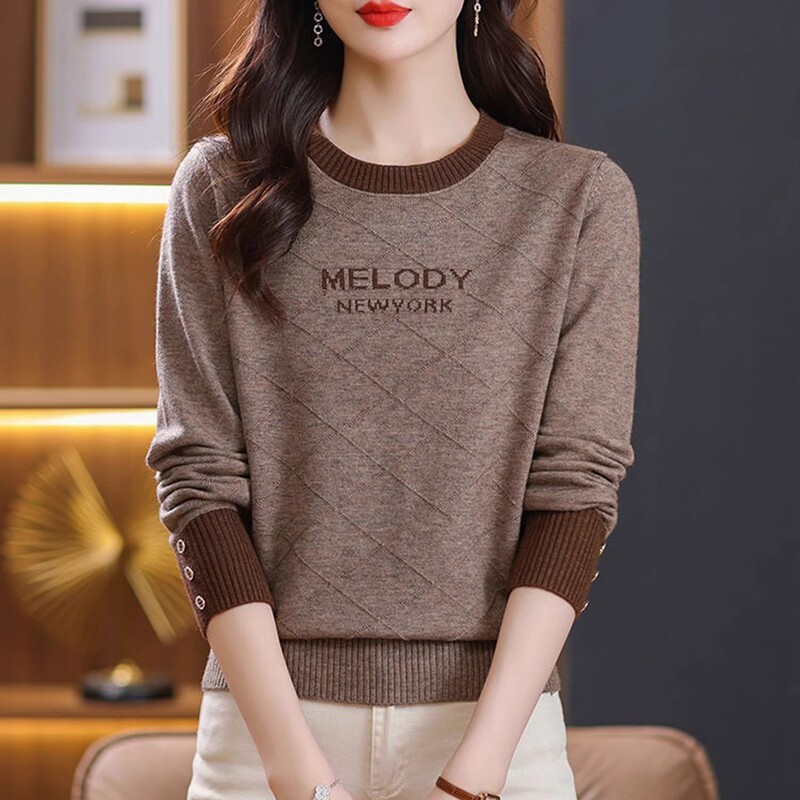 High-End Autumn and Winter Round Neck 2025 New Pullover Color-Blocked Fashionable Short Knitted Sweater Base Shirt for Women High-End Autumn and Winter Round Neck 2025 New Pullover Color-Blocked Fashionable Short Knitted Sweater Base Shirt for Women
