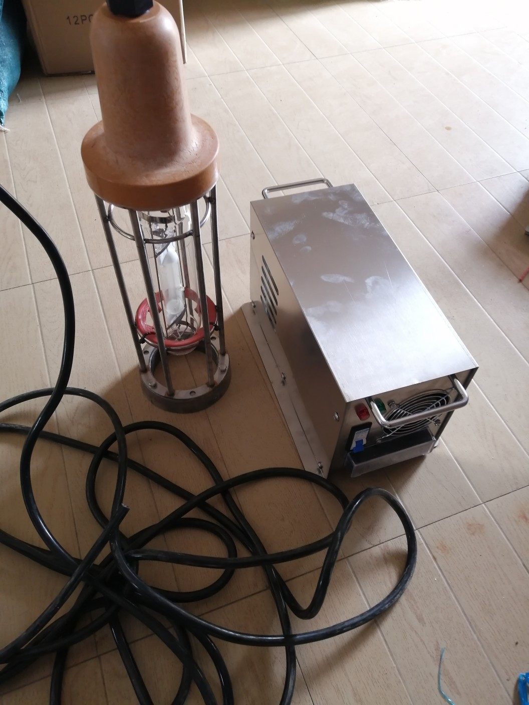 Various marine catchment lamp ballaster capacitance lamp head underwater lamp frame accessories