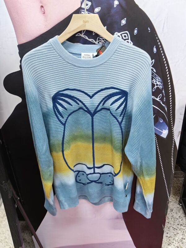 Trendy Garfield Winter Sweater Trendy Garfield Winter Sweater