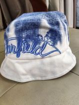 Stylish brand Garfield bucket hat. Specifications can be found on the tag.