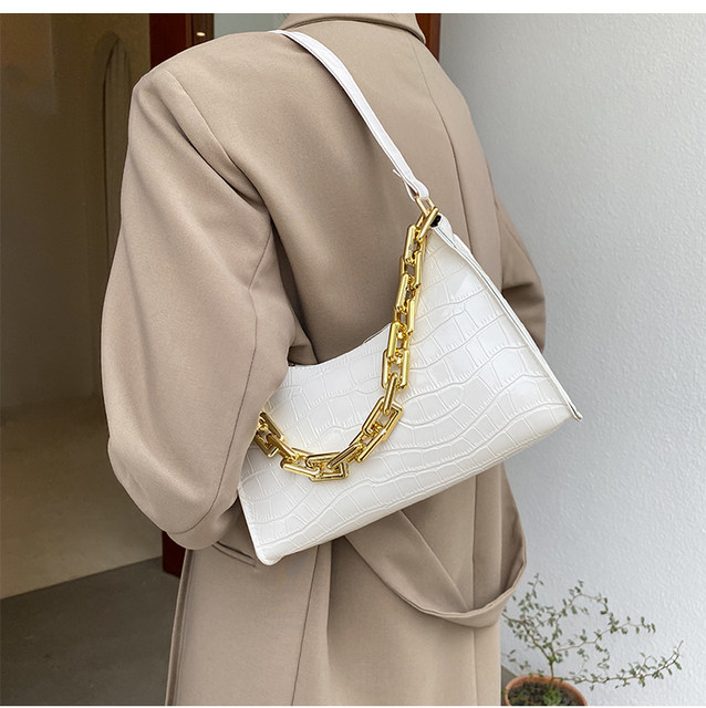 Summer niche design bag 2023 new trendy fashion chain shoulder shoulder armpit bag crossbody women's bag versatile ins