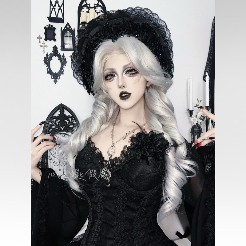 Heart's Key [Blood Clan Master] Forehead Lace Middle-Parted High-End Light Silver-Gray Curly Wig