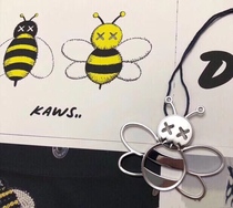 19SS D x Kaw Scongeners VIP Qualifies XX Little Bee Silver Key Buttons Pendant Ins Nets Red Fire