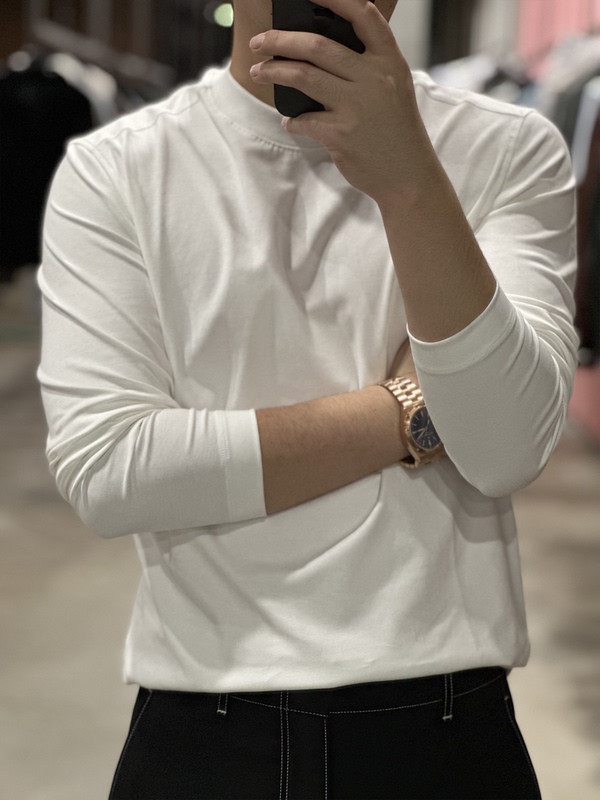 La Califfa3700 Version of the "American 80S Supima" Clean Fit Old Money Style Long-Sleeve T-Shirt Base Layer