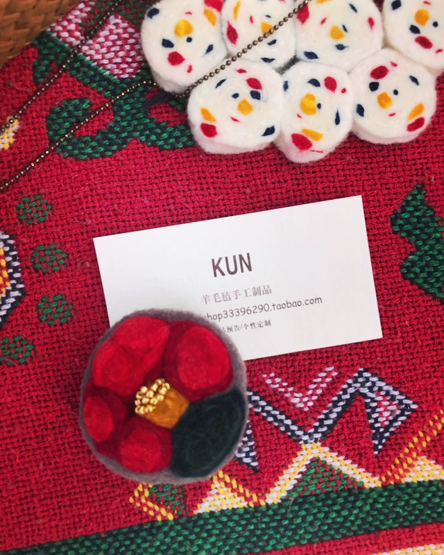 KUN. Red Camellia Brooch Wool Velvet Sản phẩm thủ công Phiên bản thứ hai - Trâm cài