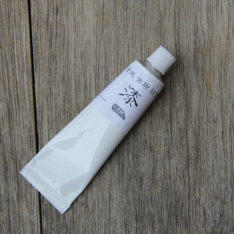 Gold ground lacquered gold feet lacquered gold lacquer appliqued gold lacquer 60 gr loaded with natural great lacquer earth lacquer 70% drunk