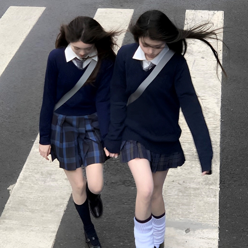 Original Jk Uniform V-Neck Pullover Sweater for Women, Japanese School Style, Solid Color Knit Top, Long-Sleeve Versatile Jacket Original Jk Uniform V-Neck Pullover Sweater for Women, Japanese School Style, Solid Color Knit Top, Long-Sleeve Versatile Jacket