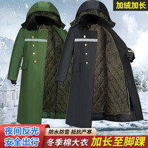 Military large coat mens winter thickened cotton jacket womens old-fashioned military cotton green coat cold-proof cotton clothing middle-aged and elderly cotton coat jacket