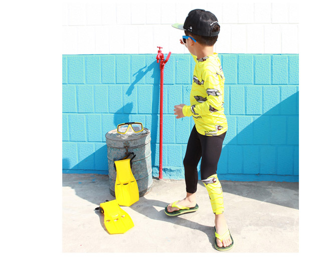 Đồ bơi bé trai Hàn Quốc trong quần bé trai dài tay chia nhỏ quần áo lặn nhanh khô phù hợp với bé tiểu học áo chống nắng cho bé - Bộ đồ bơi của Kid đồ bơi cho em bé