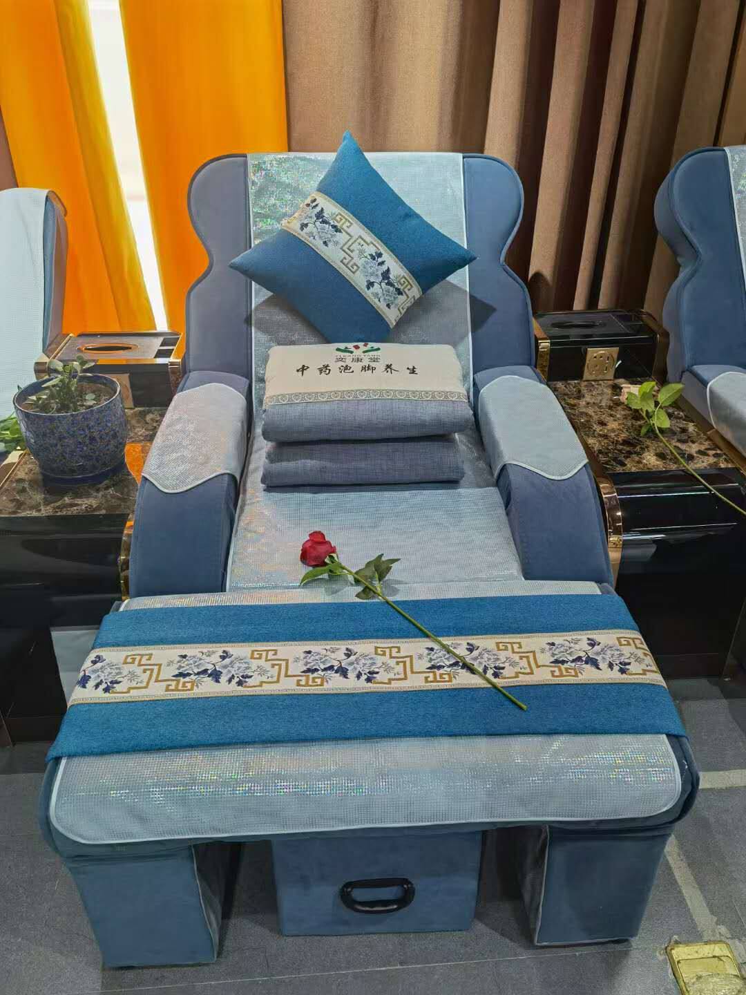 Foot bath sofa towel four-piece set pedicure sofa set two-piece thickened foot massage cushion massage sheet non-slip printing