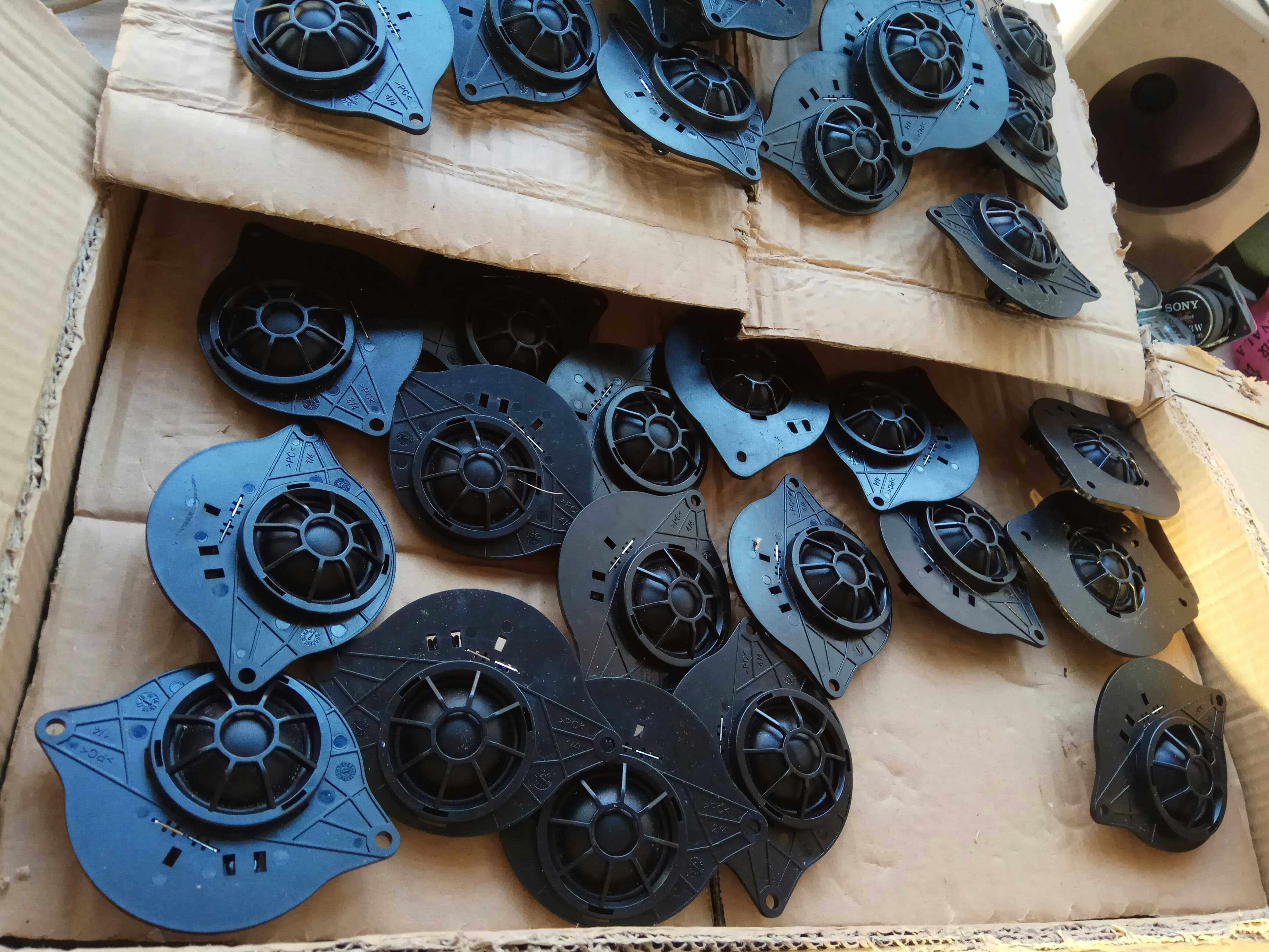 Treble trumpeter for the treble horn Audi tenor trumpeter.