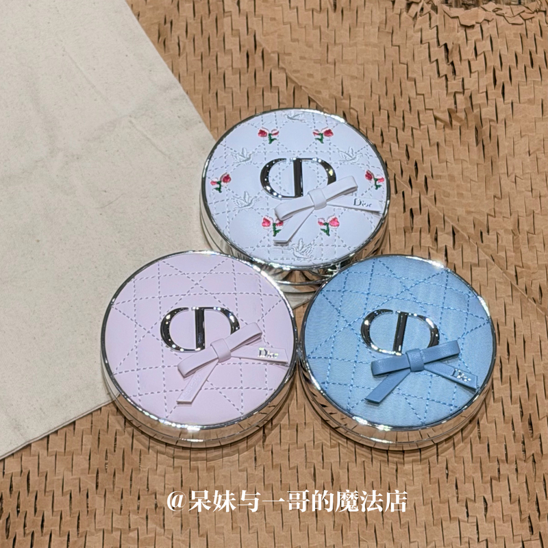 【Japan Exclusive】Dior Cherry Blossom Pink Bow Blue Bow Rose Vine Pattern Cushion Case