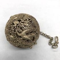 Antique antique miscellaneous collection antique hollow dragon and phoenix incense ball balancing ball