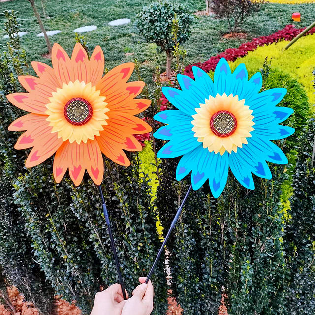 ຂະຫນາດໃຫຍ່ທີ່ມີສີສັນ sunflower windmill courtyard ຕົບແຕ່ງຂອງຫຼິ້ນເດັກນ້ອຍອະນຸບານພາກຮຽນ spring ກາງແຈ້ງ outing scenic ຈຸດຮ້ານຂາຍຮ້ອນ
