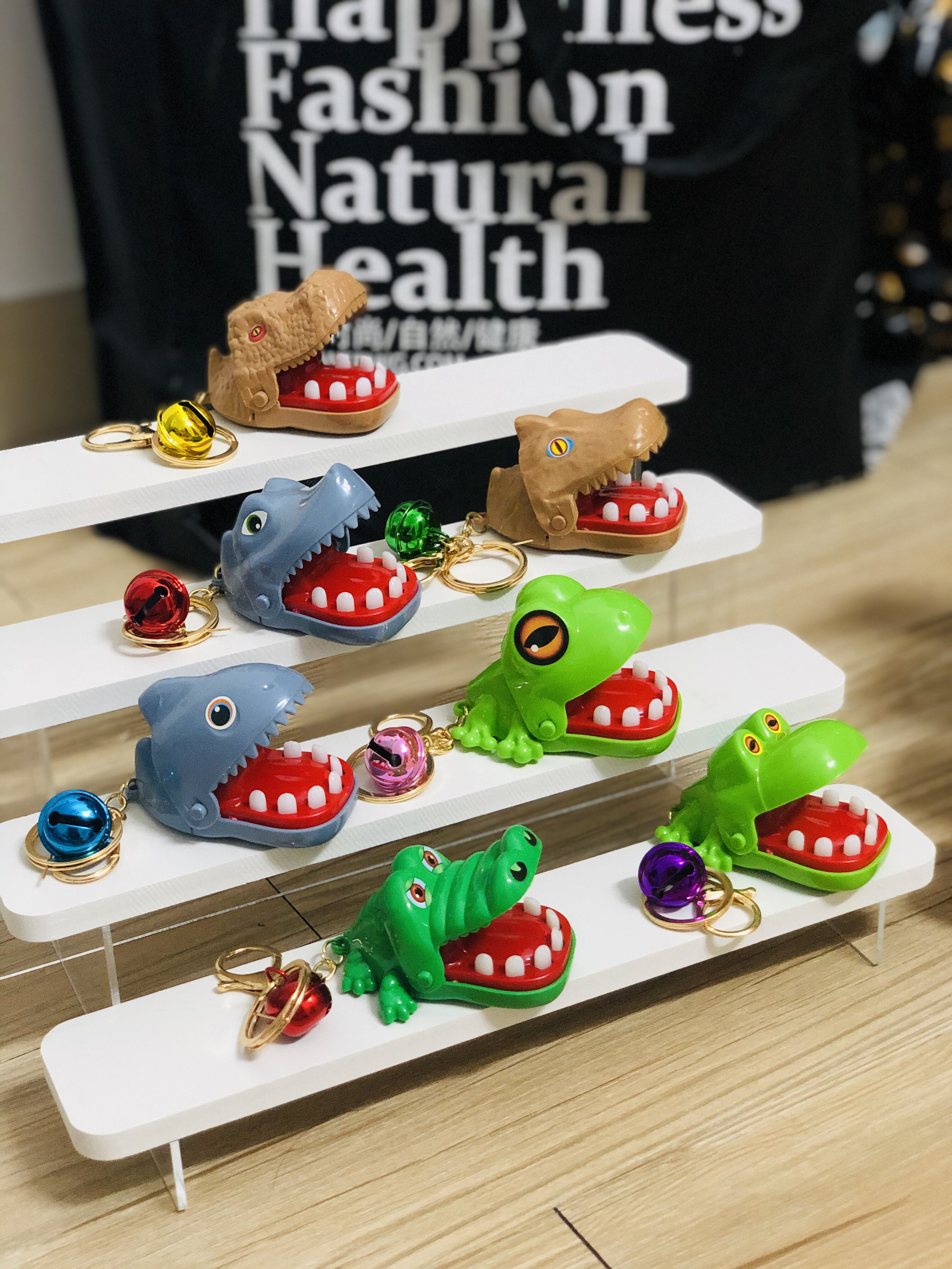 Little crocodile biting finger casual tricky person toy vicious dog biting hand bell shark tooth extraction game backpack keychain