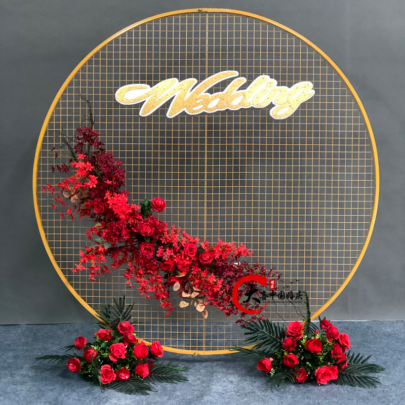 New wedding stage background props iron mesh ring ornaments arch wedding iron mesh screen layout