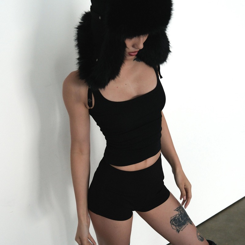Stré-Ga 25Ss High-Waisted Hot Pants Are a Very Versatile Pair of Summer Pants That Make Your Butt Look Great Stré-Ga 25Ss High-Waisted Hot Pants Are a Very Versatile Pair of Summer Pants That Make Your Butt Look Great