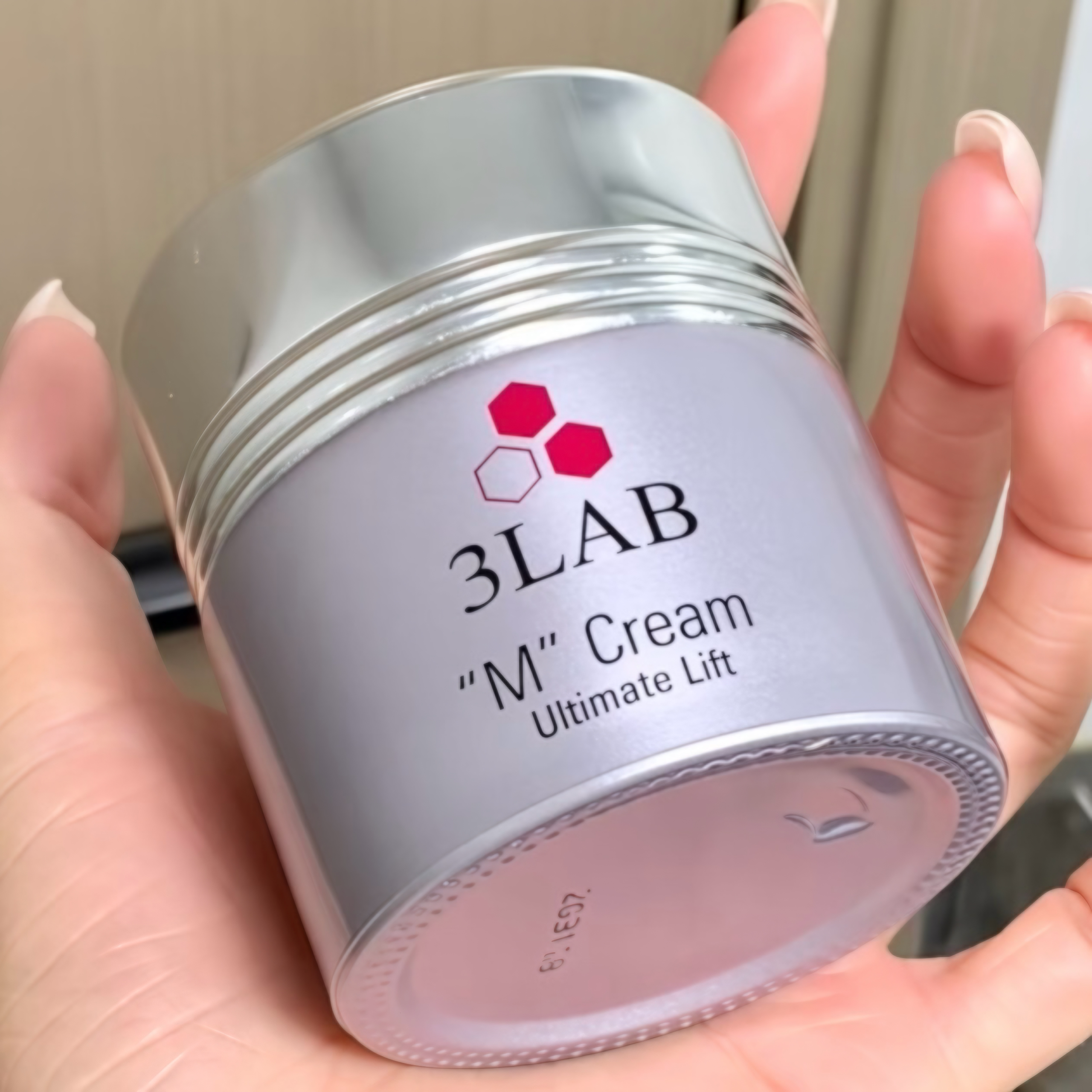 贵妇霜界的黑马！3LAB M Cream魔法M臻亮面霜深度测评_乳液_淘宝美妆网