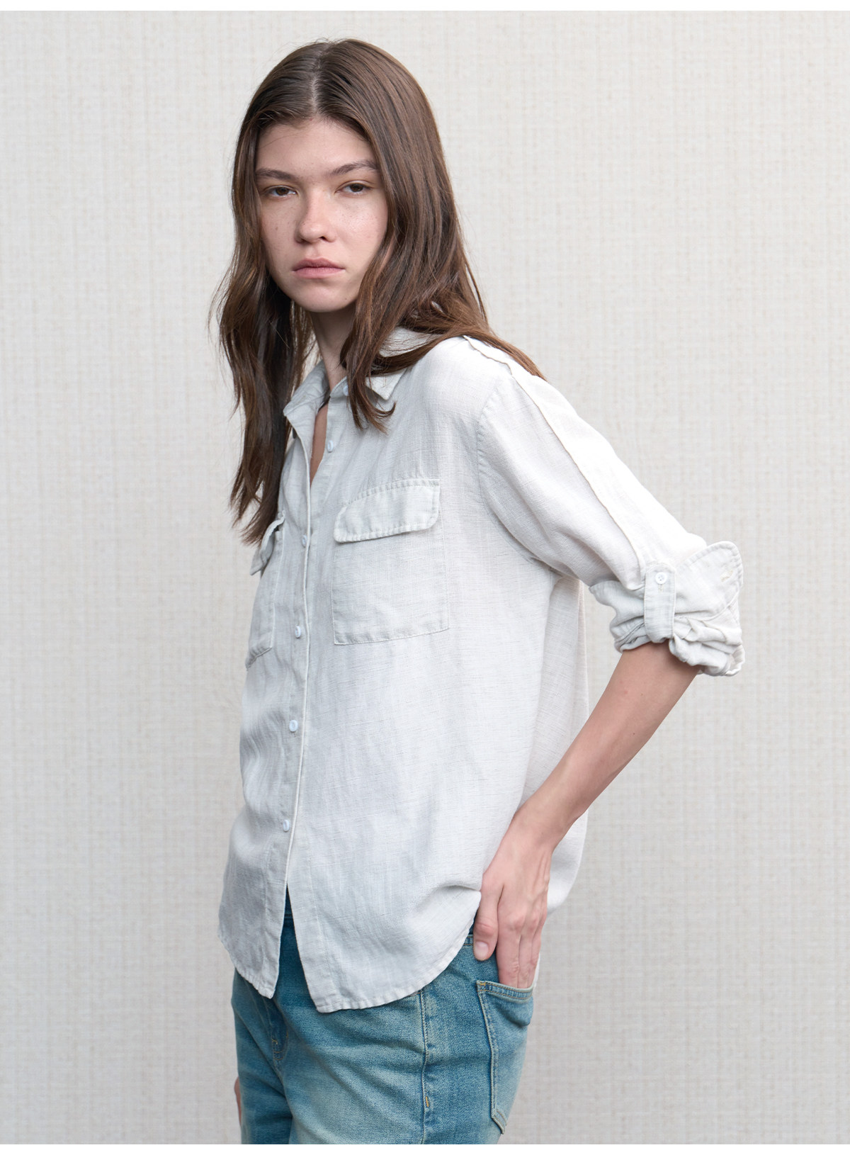 JCAESAR WOMEN Washed Linen Rolled-Cuff Long-Sleeve Shirt