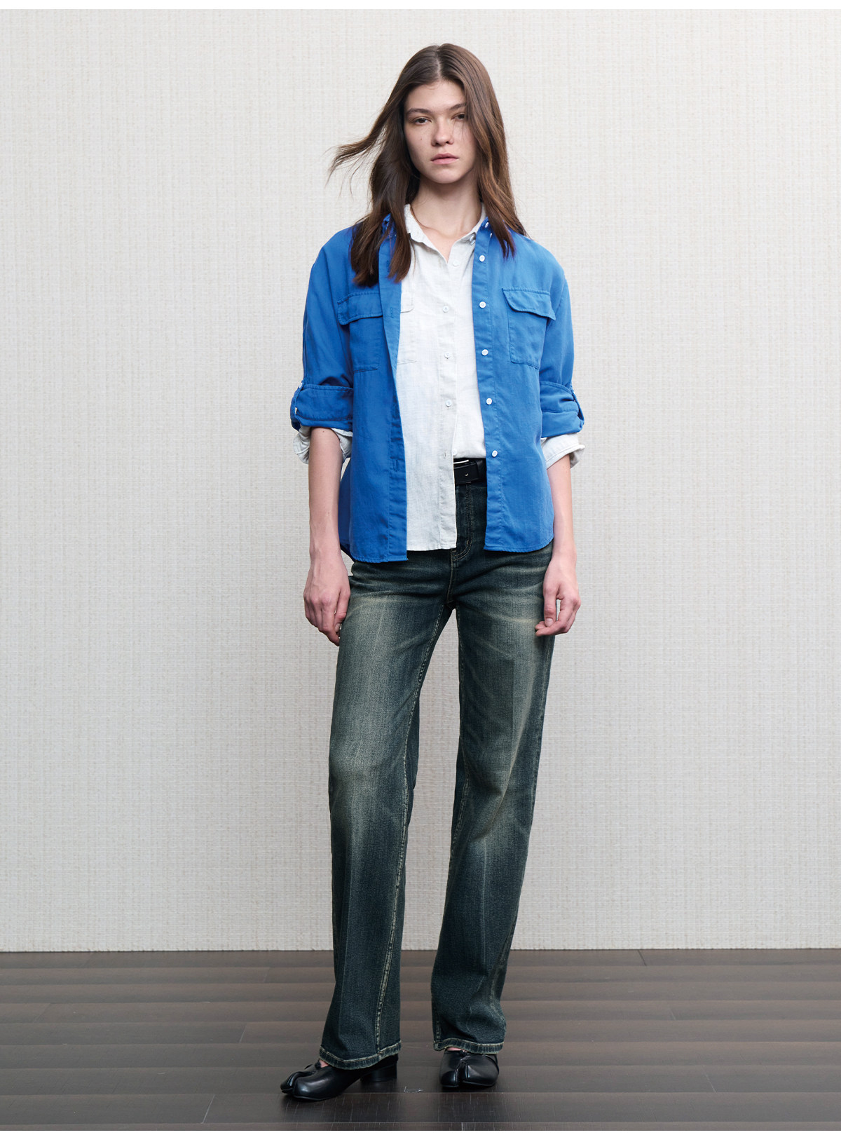 JCAESAR WOMEN Washed Linen Rolled-Cuff Long-Sleeve Shirt