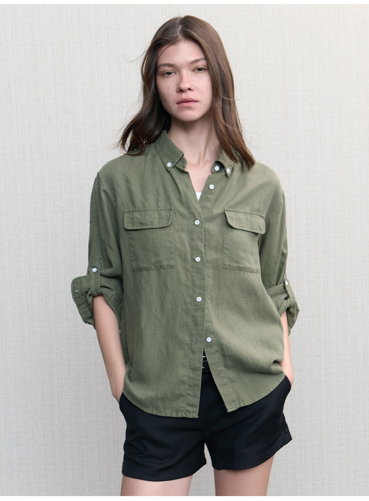 JCAESAR WOMEN Washed Linen Rolled-Cuff Long-Sleeve Shirt