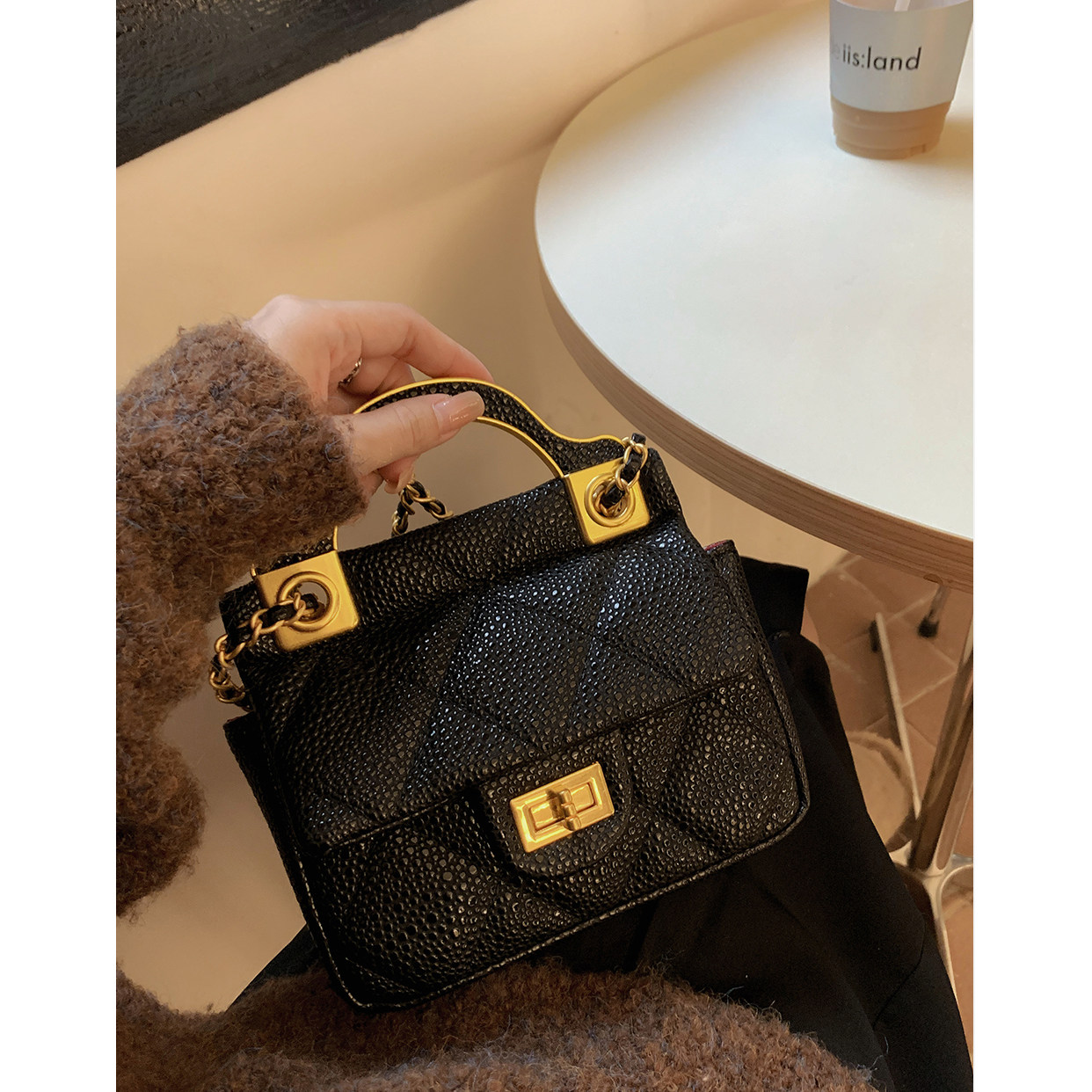 Autumn Lady Bag Bag Caviar Sauce Magia Chain Bag Small Square Bag 2021 New Women's Bag Phone Bag Single Shoulder Inclined Satchel Bag