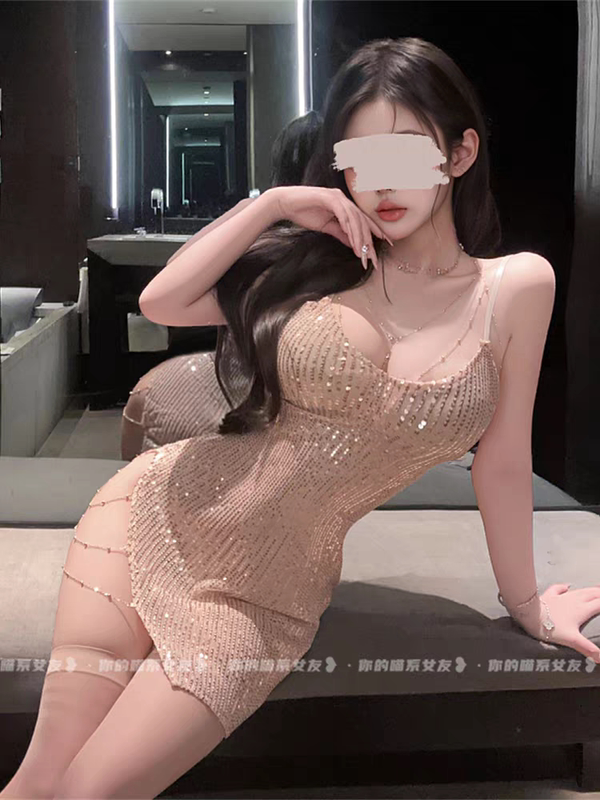 High-End Shiny Sequin Suspender Dress, Nightclub Celebrity Style, Sexy Slit, Tight-Fitting Hip-Hugging Dress, Nightgown for Women High-End Shiny Sequin Suspender Dress, Nightclub Celebrity Style, Sexy Slit, Tight-Fitting Hip-Hugging Dress, Nightgown for Women