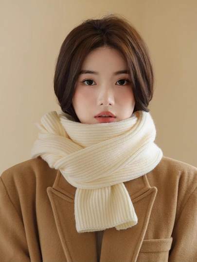 Autumn and winter gray woolen scarf with high quality