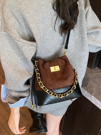 Korean autumn and winter contrasting suede bags for women 2025 new fashion rhombus crossbody bag chain portable bucket bag