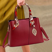 Рекомендация менеджера магазина - 9642 бордовый (шарф в комплекте)