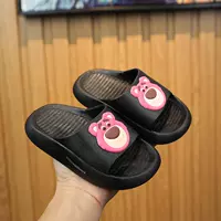 Черный (клубничный медведь)