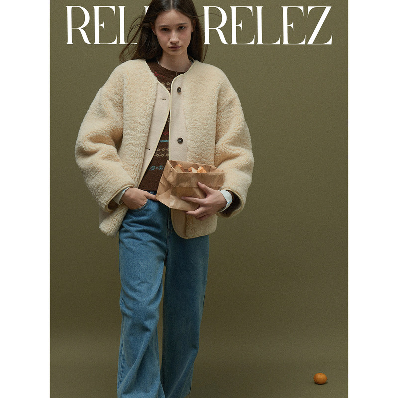 [In-Stock Benefit] Relez Lamb Wool Short Coat for Women, Stylish Loose Fit, Thickened for Warmth, Round Neck Top