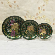 Imported hanging plate Pakistani Bronze Handicraft couple figure decoration plate all hand carved national hanging plate